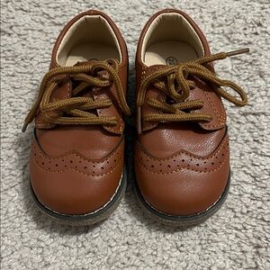 Brown toddler dress shoes